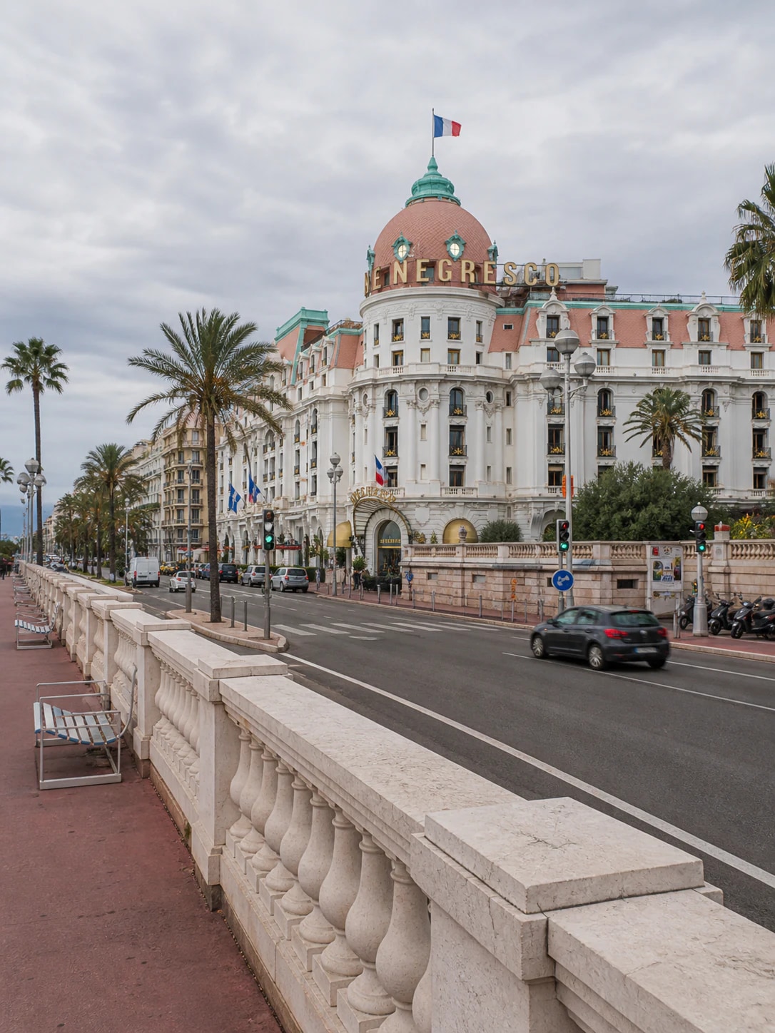 Photo : Nice — Hôtel Négresco